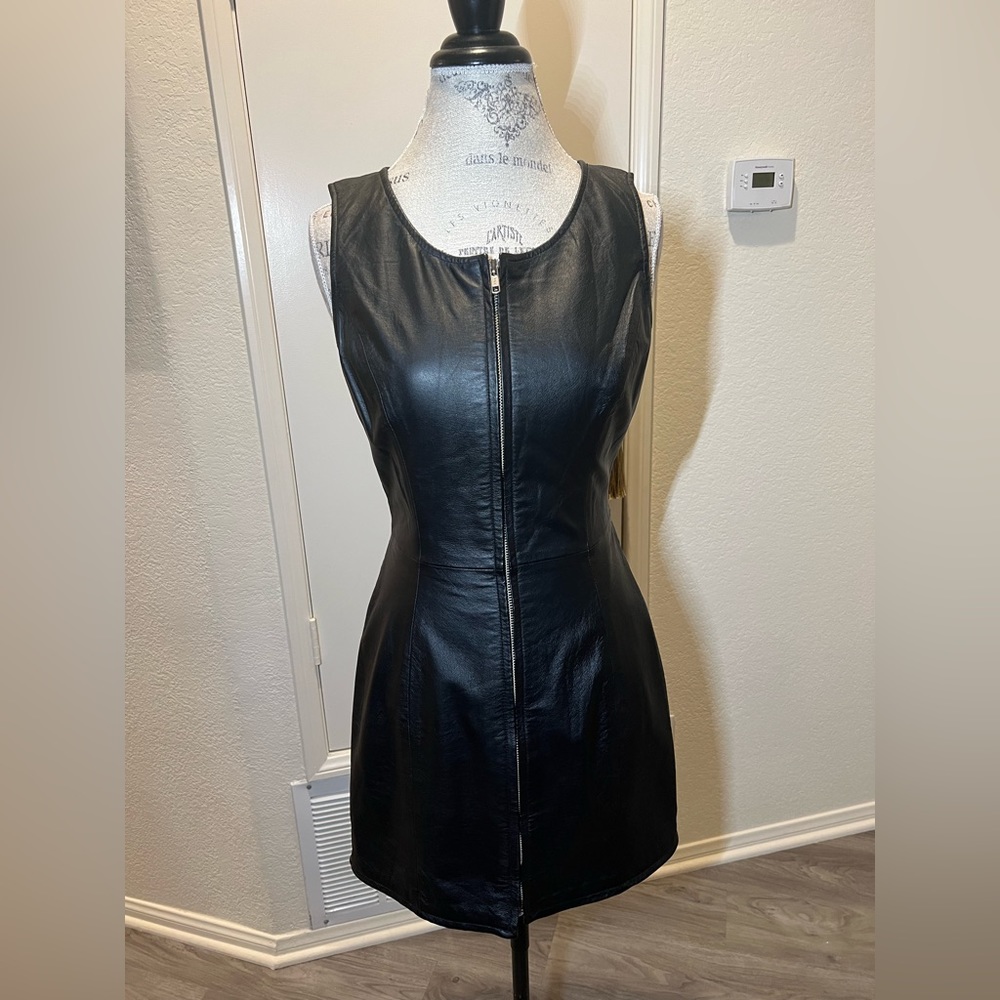 Vintage Newport News easy style leather zip up BodCon dress  Size Small